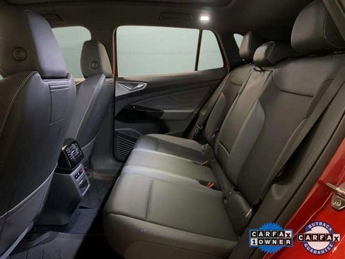 Used 2023 Volkswagen ID.4 Pro S Plus image 17