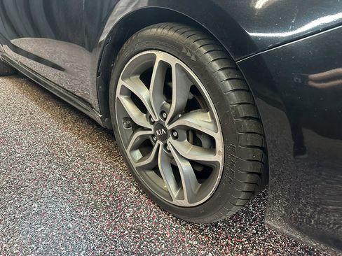 Used 2016 Kia Forte Koup SX image 31