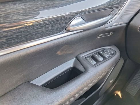 Used 2023 Cadillac XT5 Premium Luxury image 22