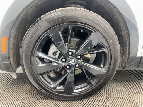 Certified 2025 Buick Envision Sport Touring image 11