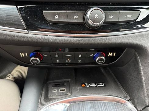 Used 2023 Buick Enclave Essence w/ Sport Touring Edition AWD/4WD image 25