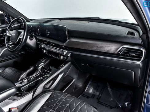 Used 2024 Kia Telluride AWD image 25