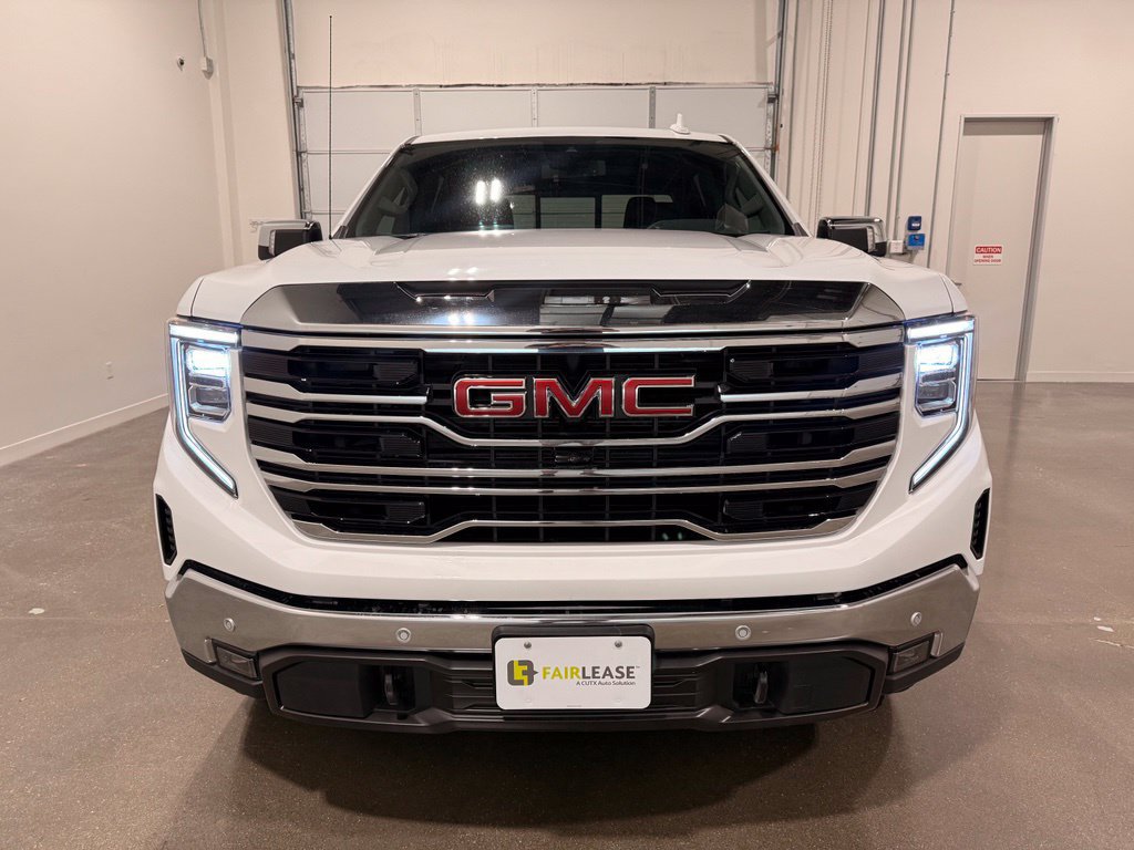 Used 2026 GMC Sierra 1500 SLT AWD/4WD image 2