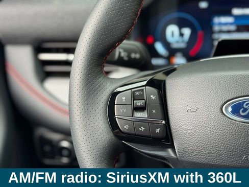 Used 2025 Ford Explorer ST-Line image 10