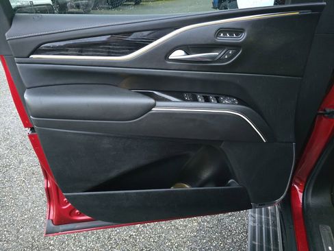 Used 2021 Cadillac Escalade Sport w/ Driver Assist Tech Package image 29