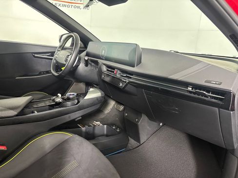 Used 2023 Kia EV6 GT AWD/4WD image 27