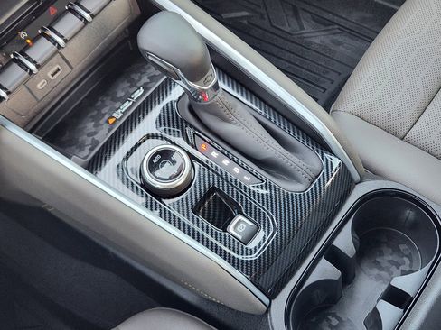 Used 2026 Chevrolet Colorado ZR2 w/ Technology Package image 19