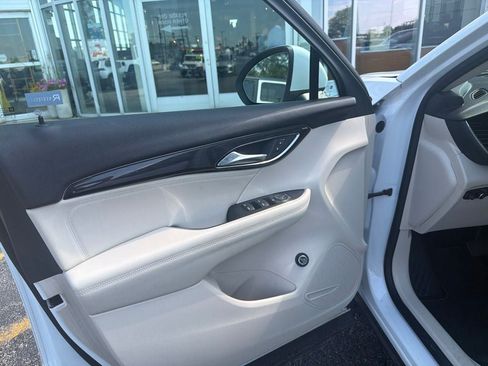Used 2022 Buick Envision Preferred FWD image 13