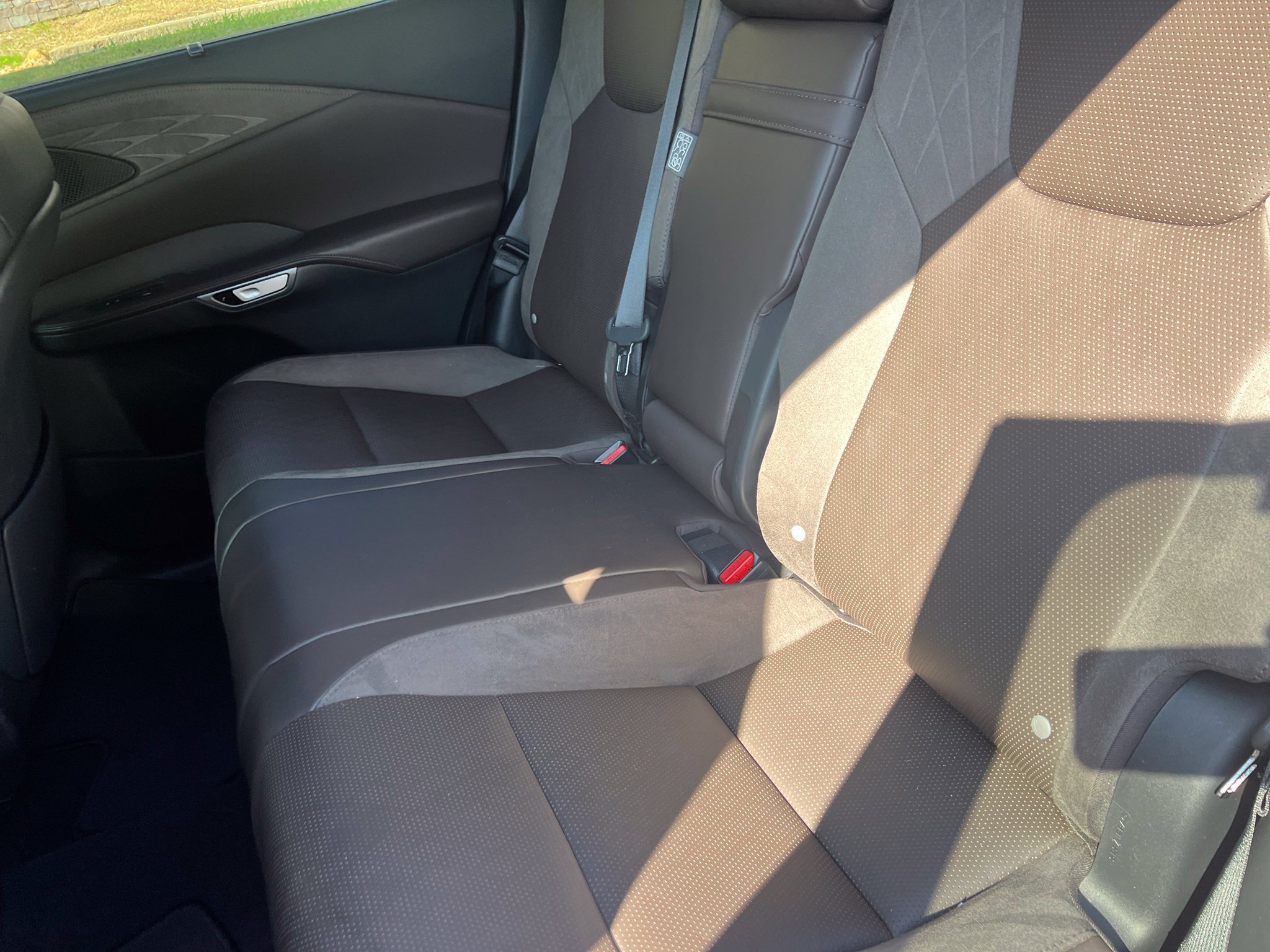 Used 2023 Lexus RX 350 FWD w/ Accessory Package (Z1) image 15