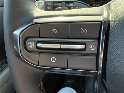 New 2026 GMC Terrain AT4 w/ Convenience Package III image 18