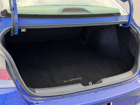 Used 2023 Hyundai Elantra SEL FWD image 22
