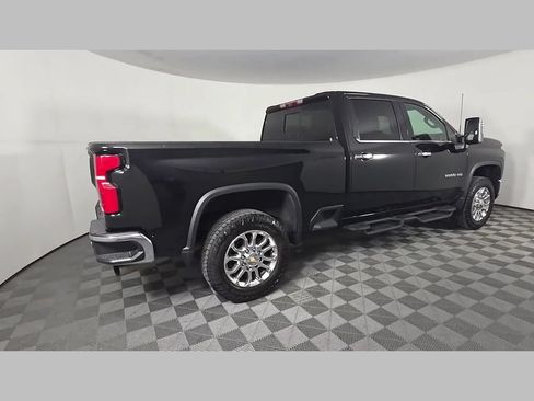 Used 2025 Chevrolet Silverado 2500 LTZ w/ LTZ Plus Package AWD/4WD image 42