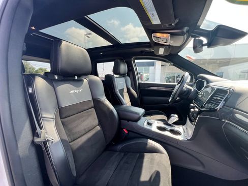 Used 2019 Jeep Grand Cherokee SRT AWD/4WD image 40