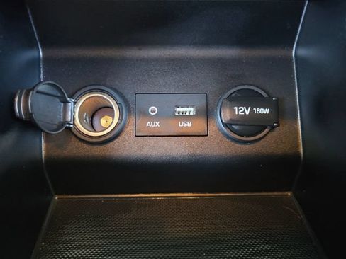 Used 2019 Hyundai Elantra SE w/ Cargo Package FWD image 16