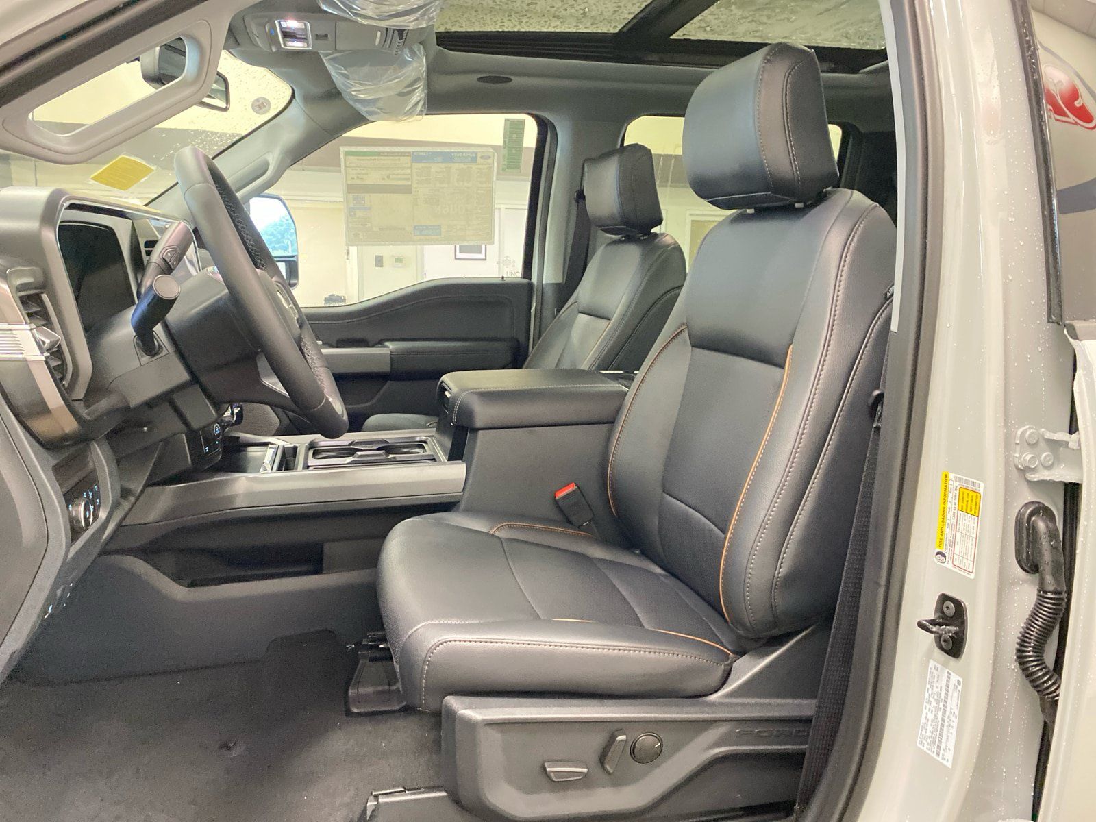 New 2026 Ford F250 Lariat w/ Tremor Off-Road Package AWD/4WD image 17
