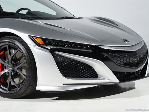 Used 2019 Acura NSX AWD/4WD image 12