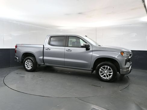 Used 2023 Chevrolet Silverado 1500 LT AWD/4WD image 7