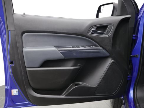 Used 2018 Chevrolet Colorado Z71 RWD image 13