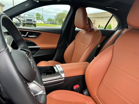 Used 2024 Mercedes-Benz C 300 4MATIC Sedan image 7