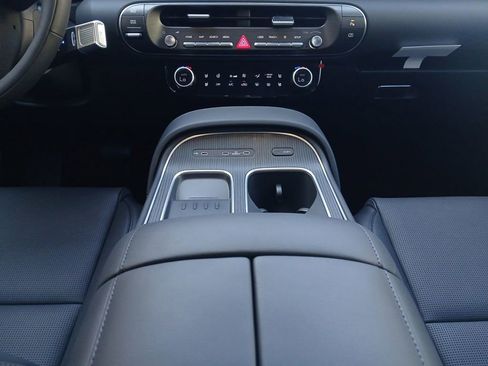 New 2026 Hyundai Palisade Calligraphy FWD image 11
