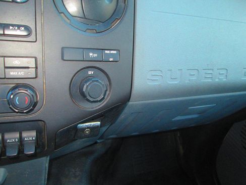 Used 2014 Ford F350 XL w/ Power Equipment Group image 13