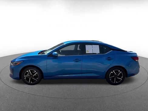 Used 2025 Nissan Sentra SV FWD image 6