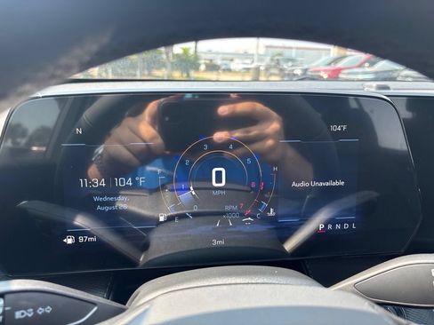 New 2027 Chevrolet Equinox LT w/ Convenience Package II FWD image 20