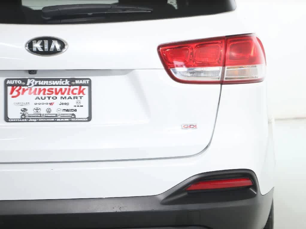 Used 2017 Kia Sorento FWD image 42