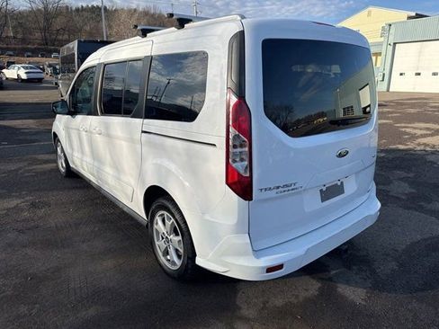 Used 2015 Ford Transit Connect XLT image 4