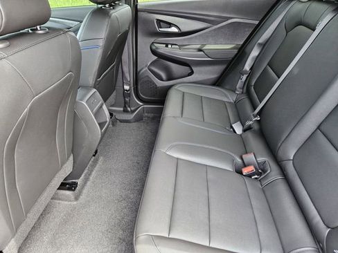 New 2026 Buick Envista Sport Touring w/ Convenience I Package FWD image 19
