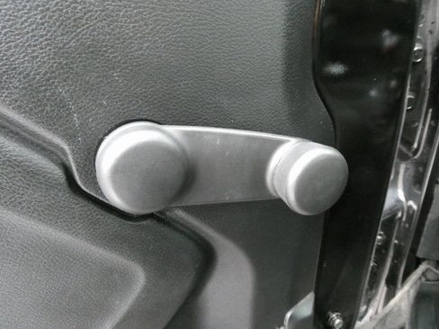 Used 2019 Jeep Wrangler Unlimited Sport image 21