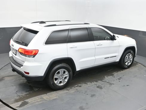 Used 2017 Jeep Grand Cherokee Laredo w/ Quick Order Package 2BE image 32