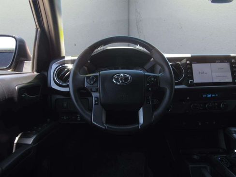 Used 2021 Toyota Tacoma TRD Off-Road RWD image 21