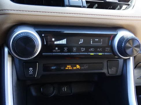 Certified 2023 Toyota RAV4 LE FWD image 30