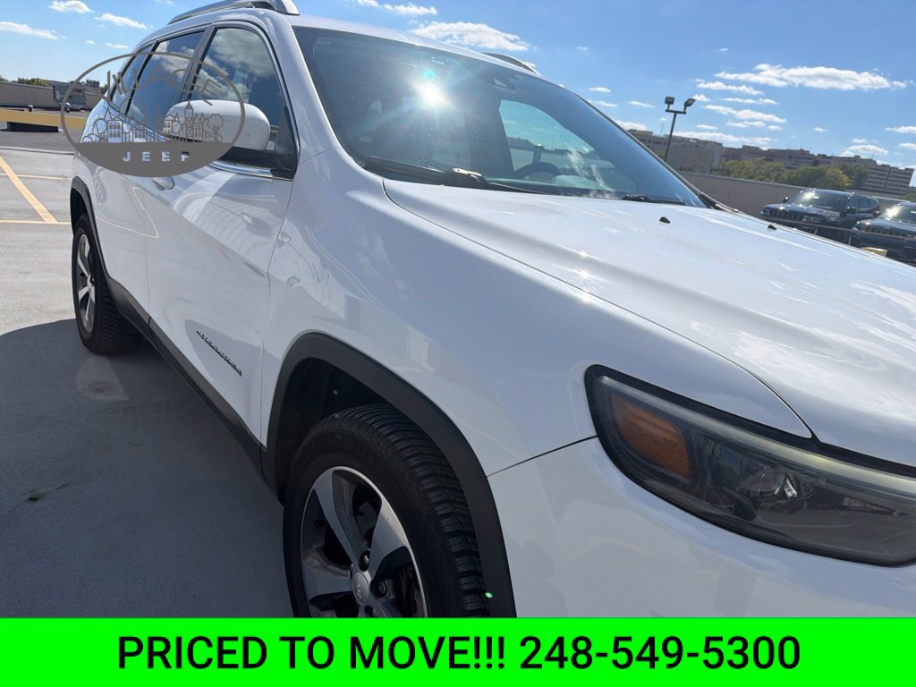 Used 2019 Jeep Cherokee Limited w/ Technology Group AWD/4WD image 4
