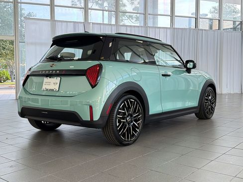 Certified 2026 MINI Cooper S FWD image 9