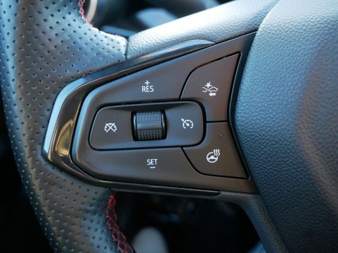 Used 2024 Chevrolet Trax RS w/ Driver Confidence Package image 31