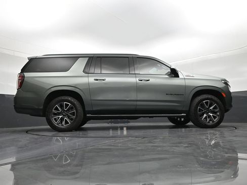 Used 2023 Chevrolet Suburban Z71 AWD/4WD image 25