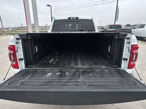 Certified 2024 RAM 2500 Limited image 21