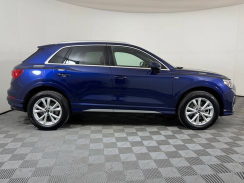 Certified 2025 Audi Q3 2.0T Premium w/ Convenience Package image 8