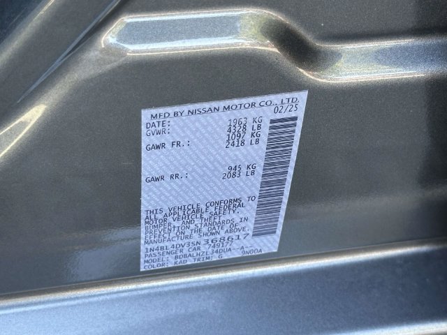 Used 2025 Nissan Altima 2.5 SV FWD image 26