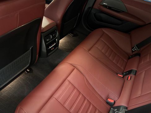 Used 2023 BMW i4 eDrive35 image 27