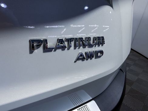 Certified 2022 Nissan Rogue Platinum w/ Head-Up Display Package AWD/4WD image 10