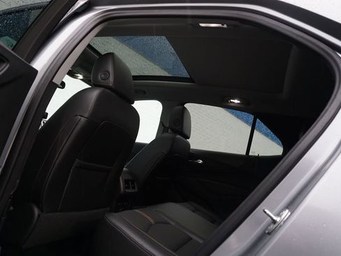 Used 2024 Chevrolet Equinox Premier AWD/4WD image 30