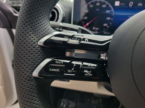 New 2026 Mercedes-Benz CLE 450 4MATIC Coupe image 18