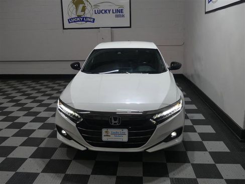 Used 2021 Honda Accord Sport image 3
