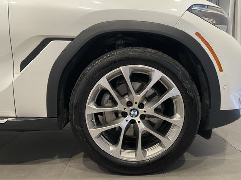 Used 2022 BMW X6 xDrive40i w/ Premium Package AWD/4WD image 10