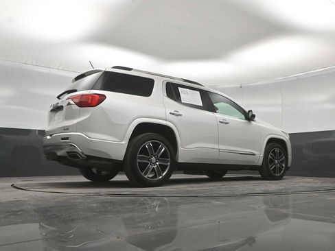 Used 2019 GMC Acadia Denali w/ Technology Package AWD/4WD image 32