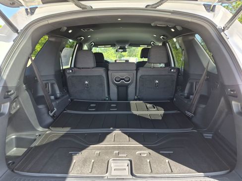 New 2026 Honda Pilot Sport image 17
