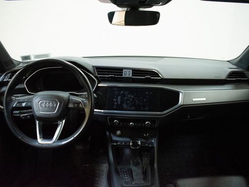 Used 2020 Audi Q3 2.0T Premium Plus w/ Premium Plus Package image 11